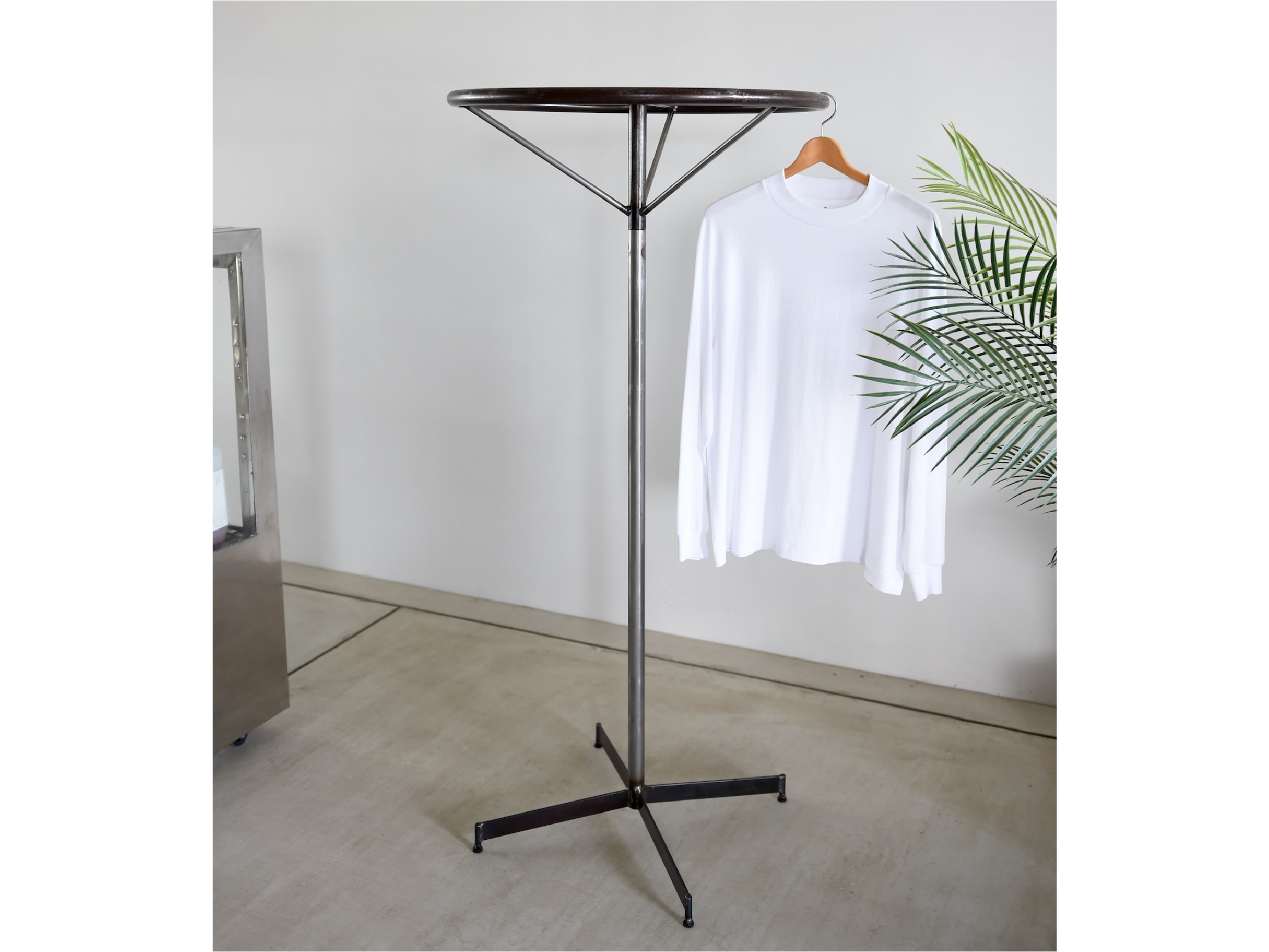 Round Hanger Rack  【 展示品SALE 】ラウンドハンガーラック/